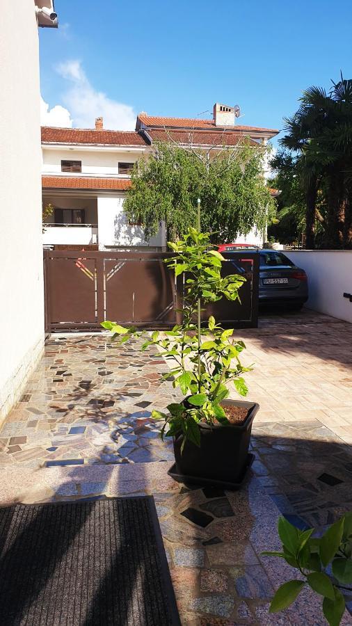 House Maric Apartment Porec Exterior photo